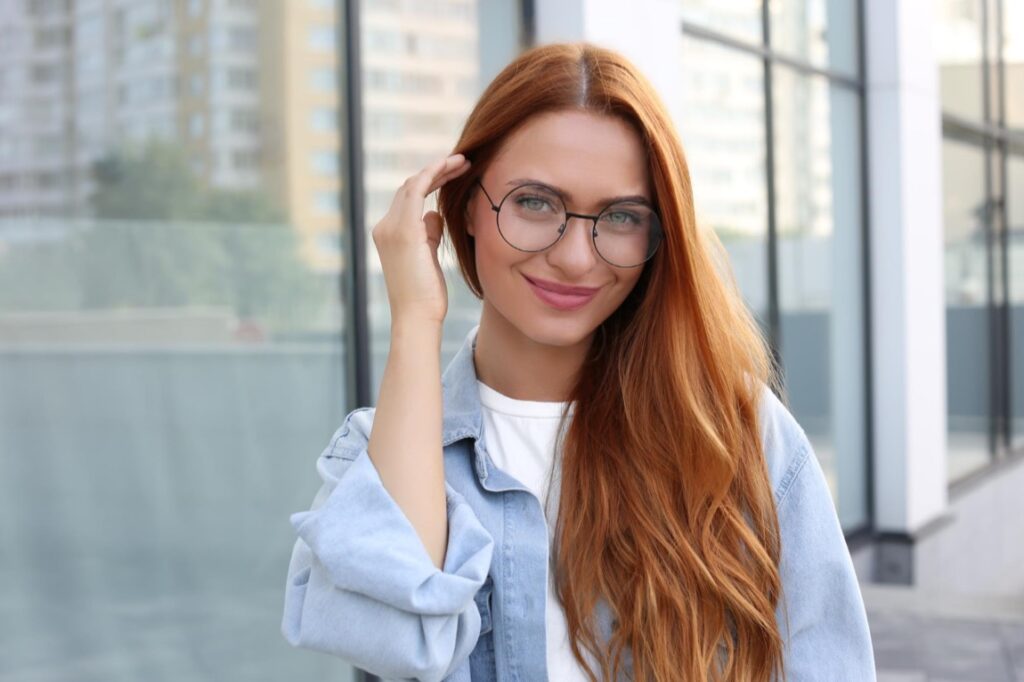 Okulary korekcyjne to nie tylko narzędzie poprawiające wzrok, ale również ważny element stylu osobistego